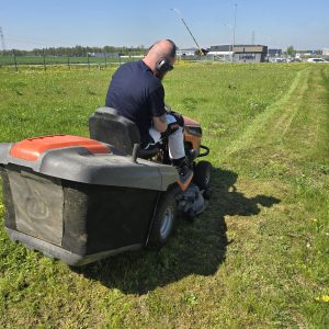 a8319f79-a944-4cd7-b521-a35452f46df4